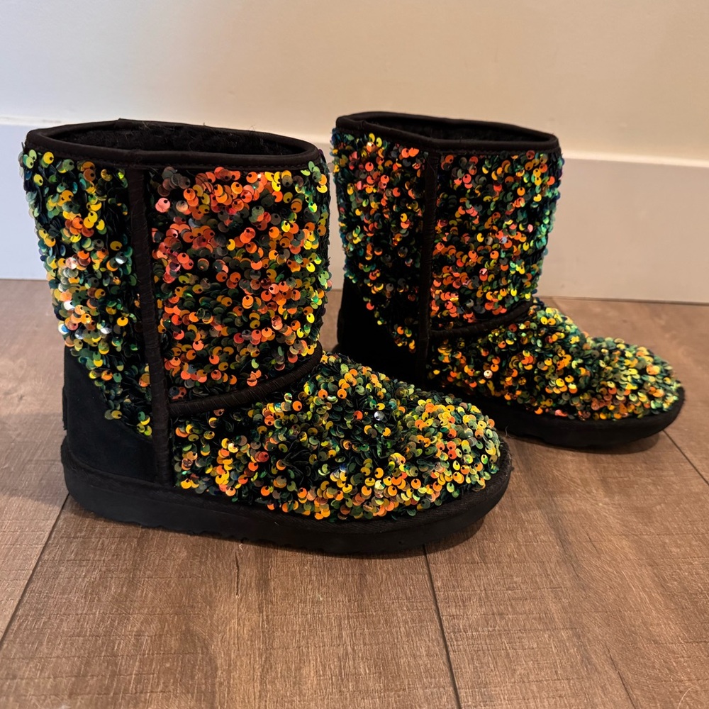 UGG Classic II Stellar Sequin Black Boots, pre-owned